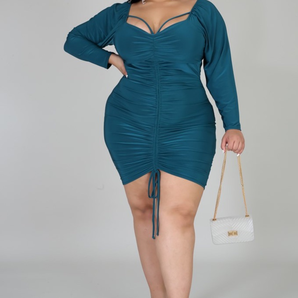 💎NWOT...Plus size sexy scrunch dress